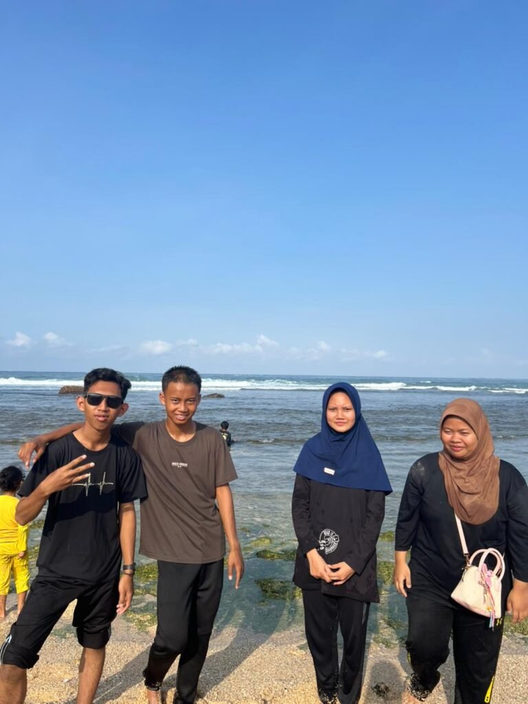 Foto di Pantai Drini