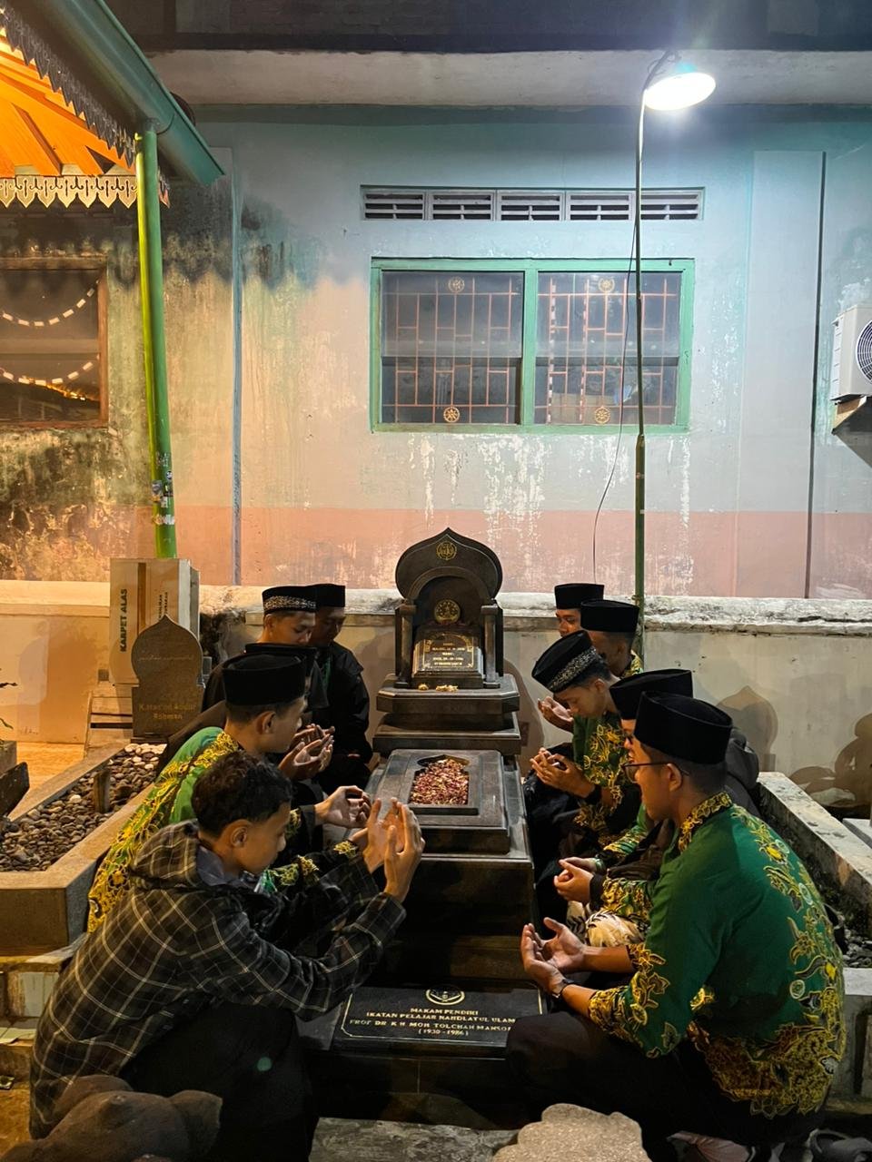 Ziarah di Pendiri Ipnu